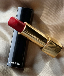 À la recherche du meilleur rouge à lèvres rouge